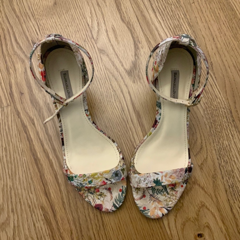 Raphaella Booz floral heels